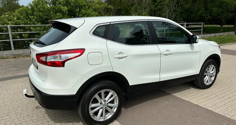 Nissan Qashqai cena 57900 przebieg: 120000, rok produkcji 2017 z Wrocław małe 562